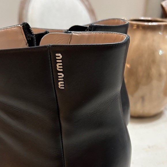 Mui Mui booties - Picture 3 of 6